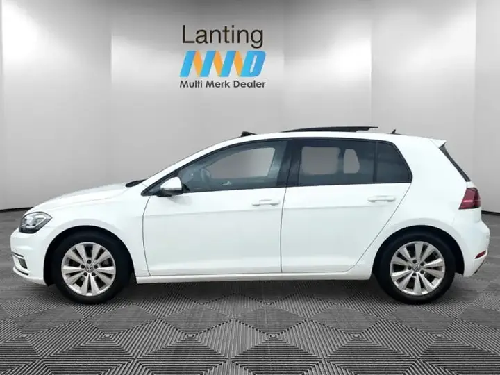 Volkswagen Golf 2019 photo 3