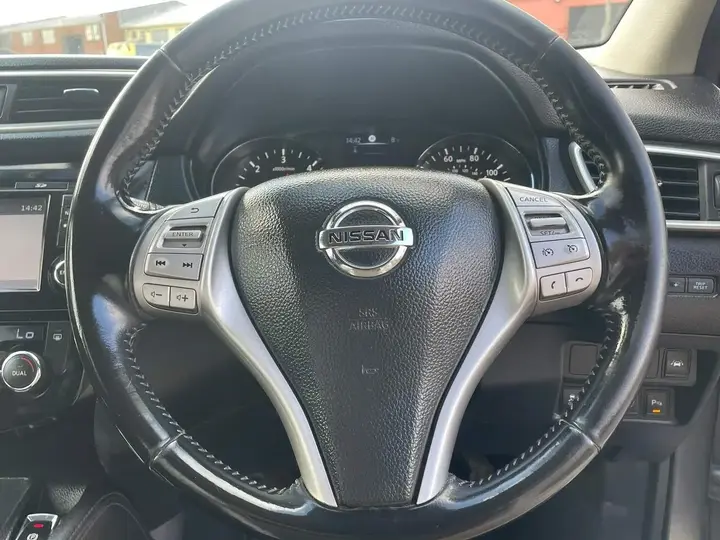 Nissan Qashqai 2015 photo 5