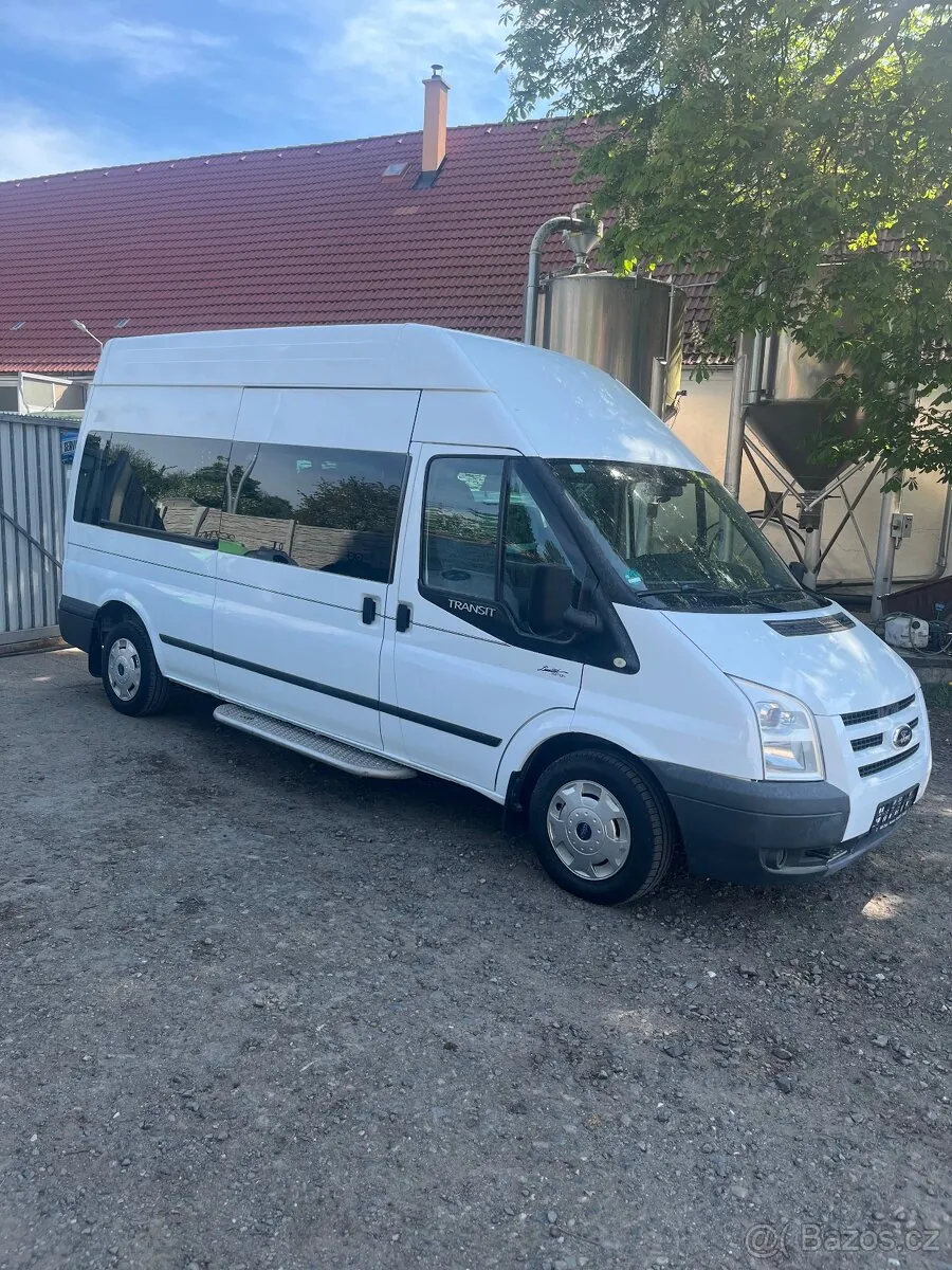 Ford Transit 2011 photo 3
