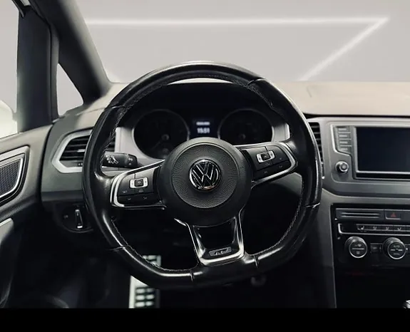Volkswagen Golf Sportsvan 2016 photo 5