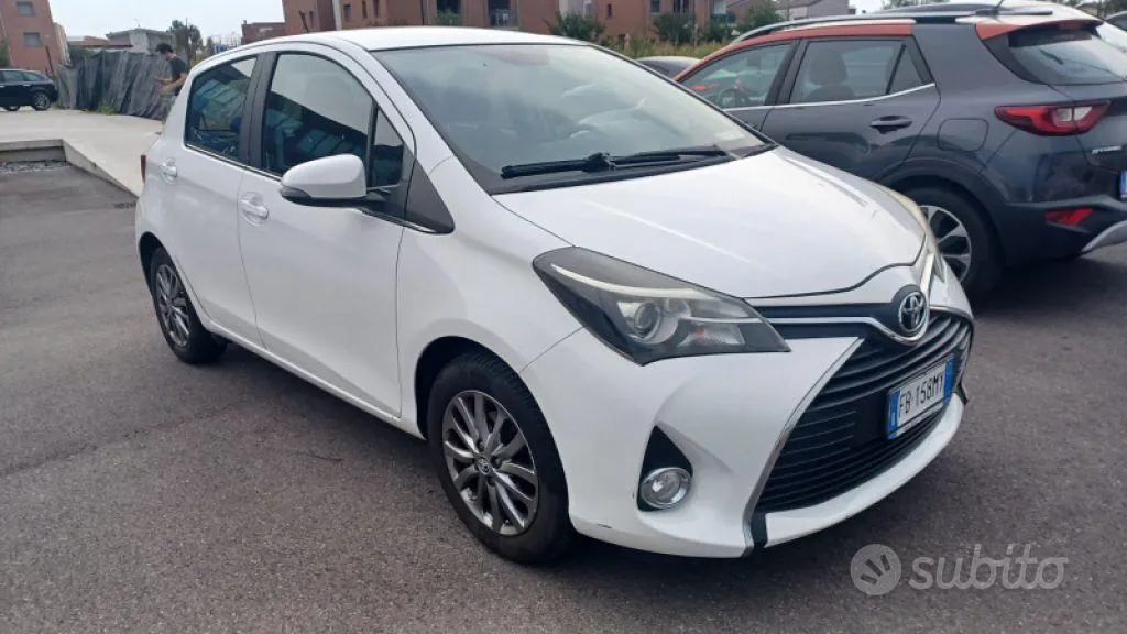 Toyota Yaris 2016 photo 3