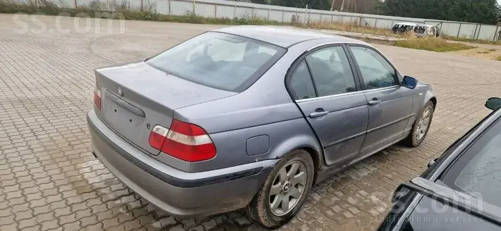 BMW 318 2002 photo 5