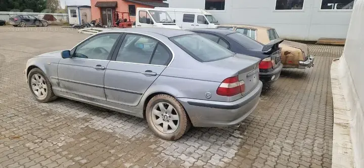 BMW 318 2002 photo 4