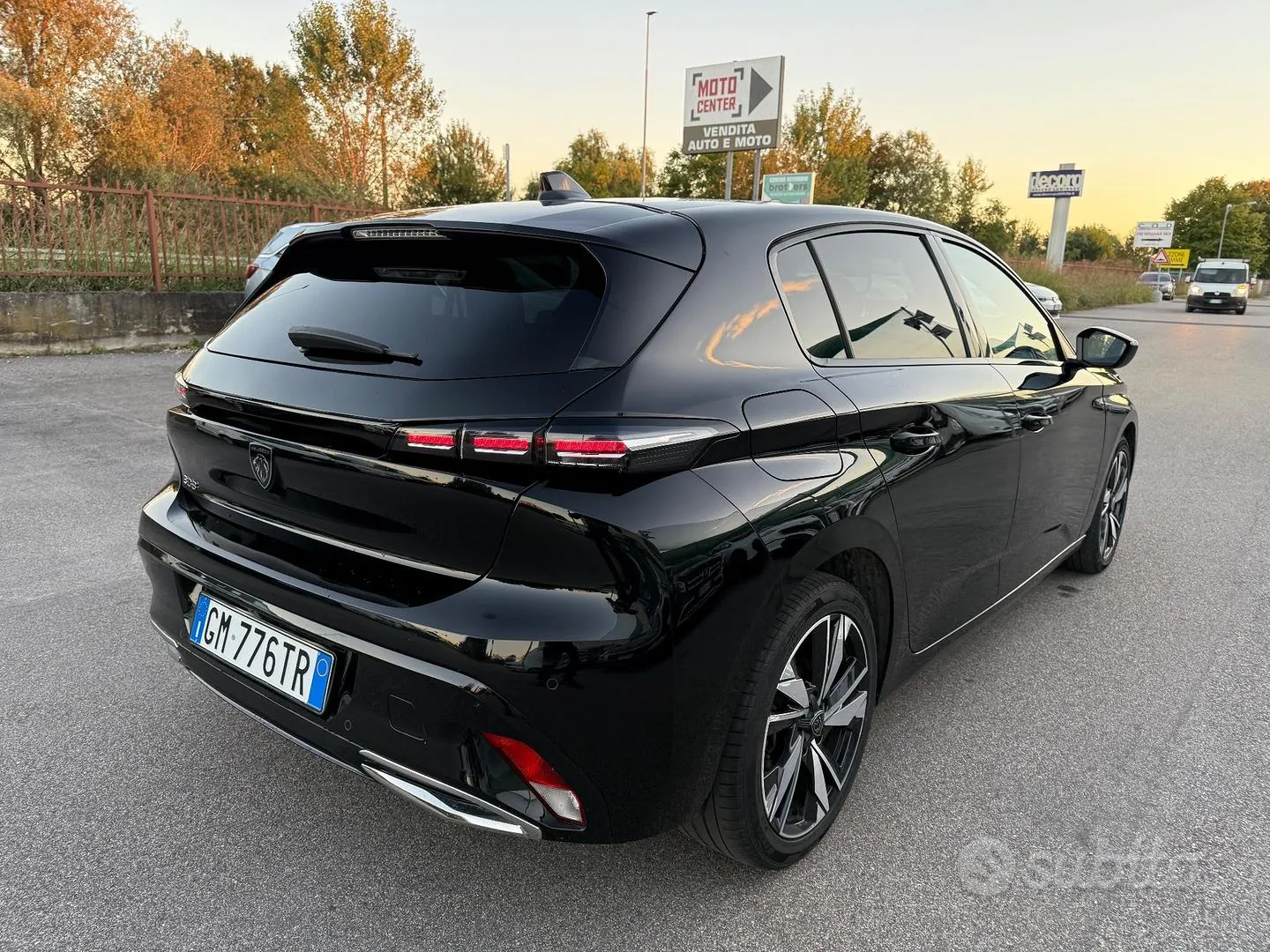 Peugeot 308 2023 photo 4