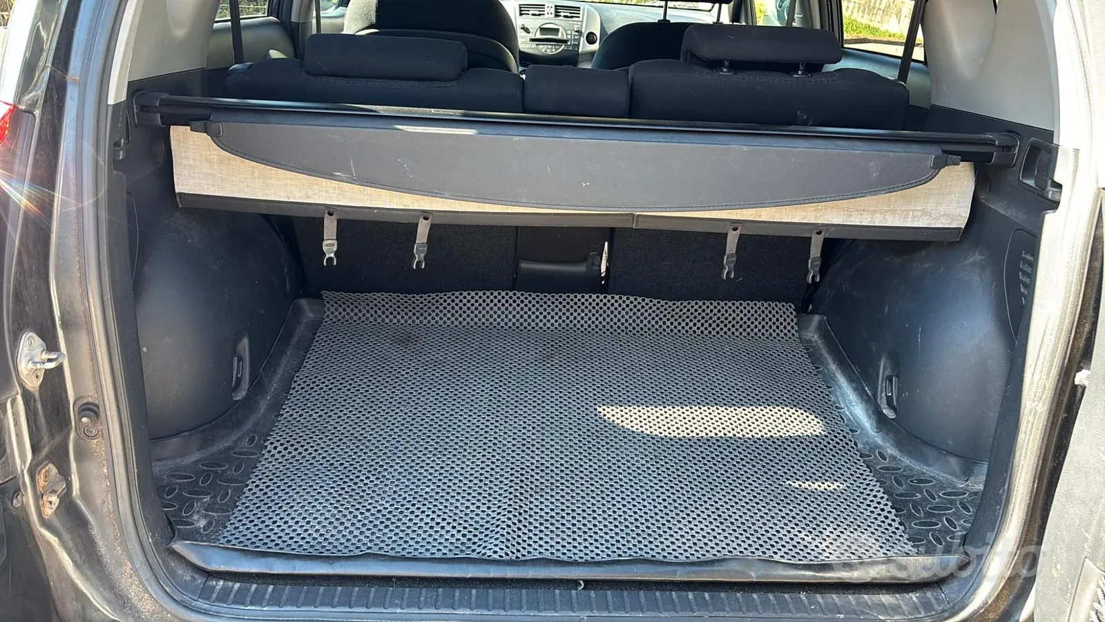 Toyota Rav4 2008 photo 5