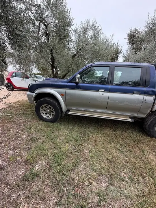 Mitsubishi L200 2000 photo 3