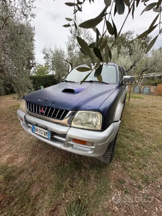 Mitsubishi L200 2000 photo 4