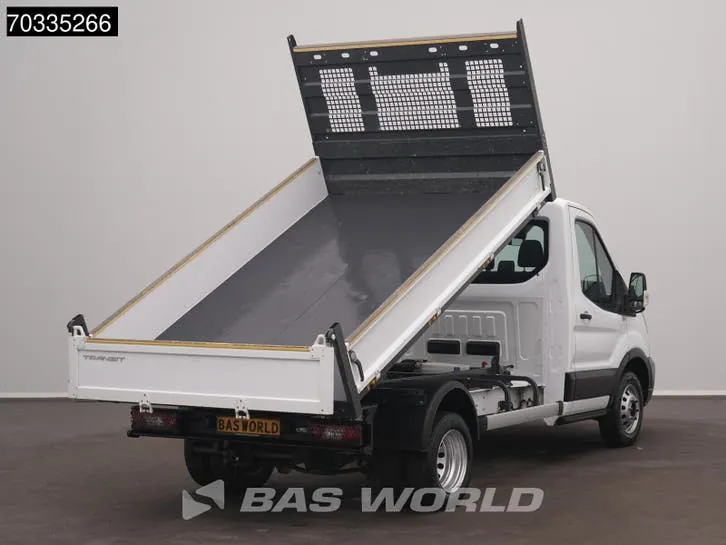 Ford Transit 2024 photo 2