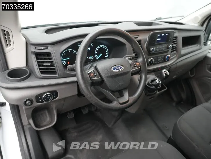 Ford Transit 2024 photo 3
