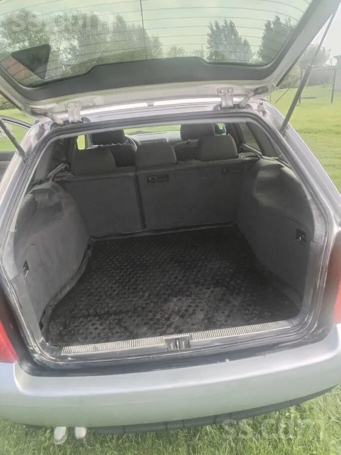 Audi A4 1999 photo 3