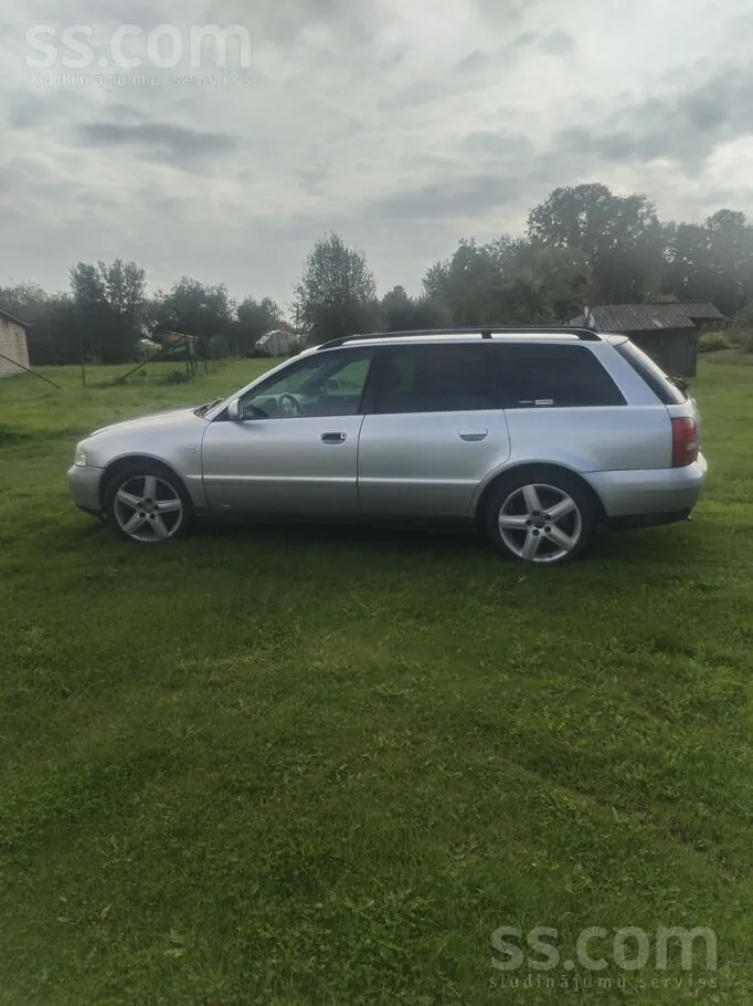 Audi A4 1999 photo 2