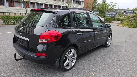 Renault Clio 2011 photo 4