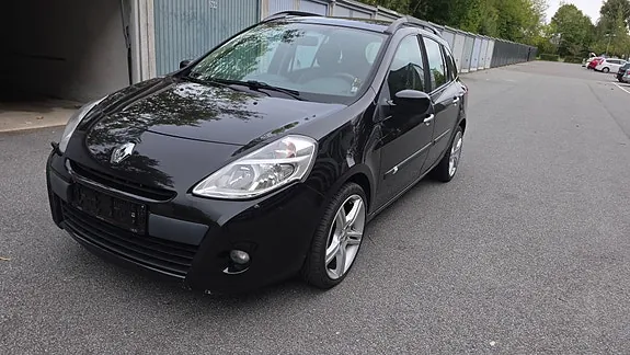 Renault Clio 2011 photo 2