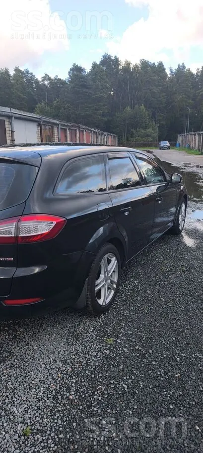 Ford Mondeo 2010 photo 2