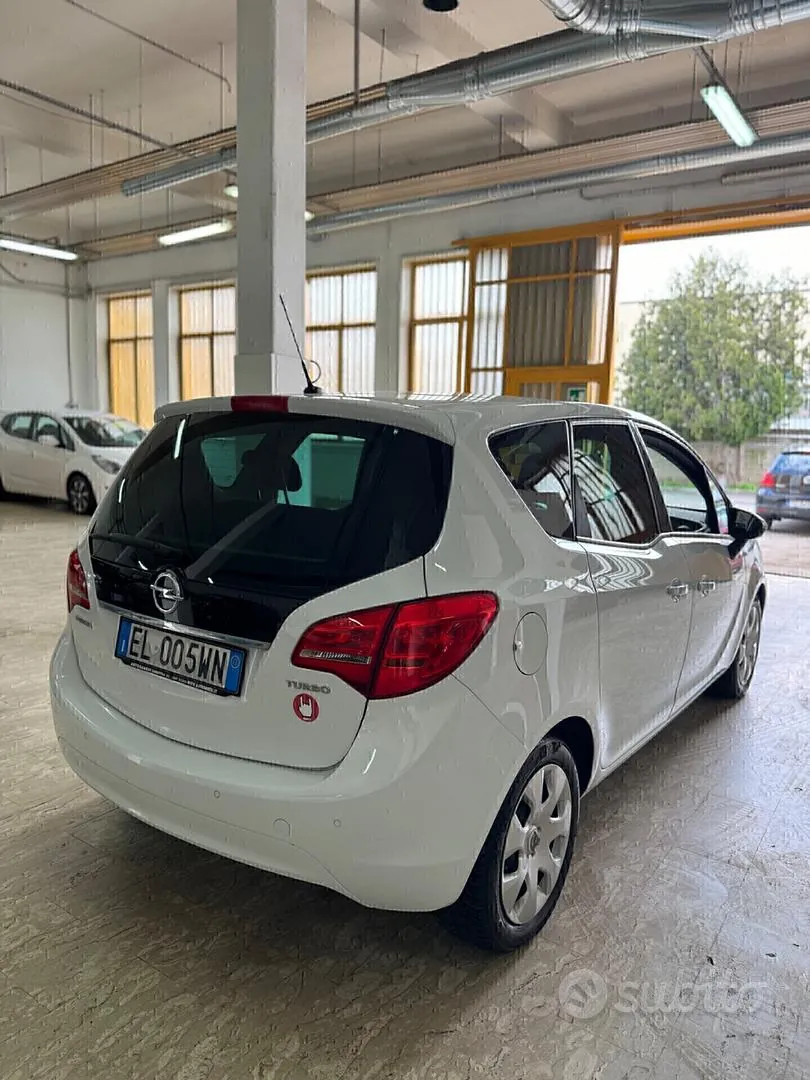 Opel Meriva 2012 photo 4