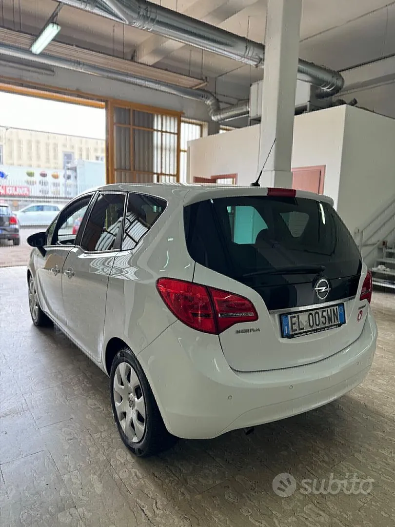 Opel Meriva 2012 photo 5
