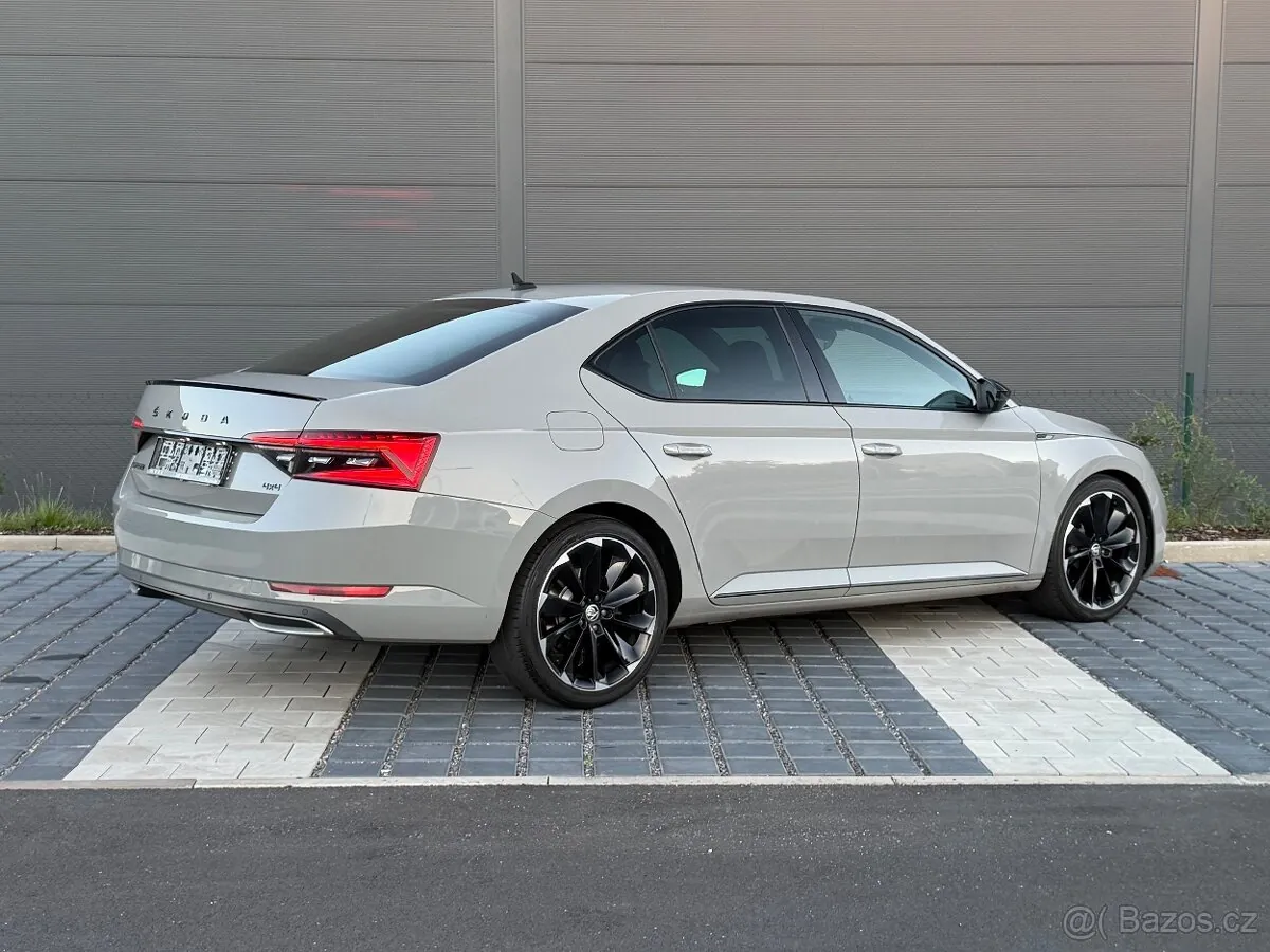 Skoda Superb 2021 photo 4
