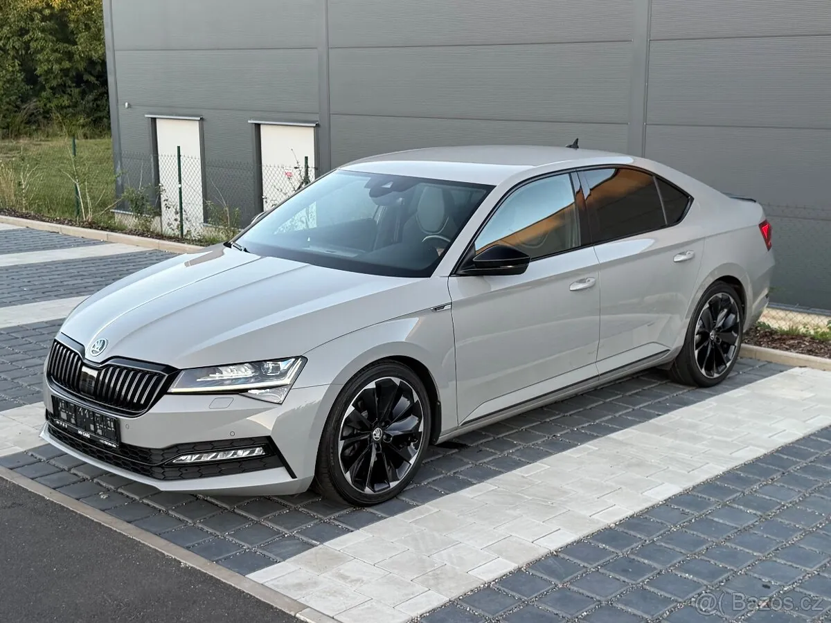 Skoda Superb 2021 photo 2