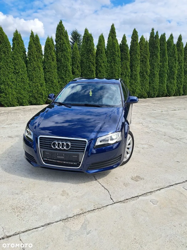 Audi A3 Sportback 2010 photo 4