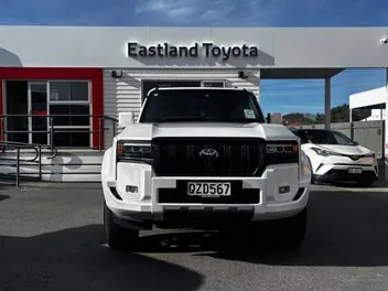 Toyota Land Cruiser Prado 2024 photo 3