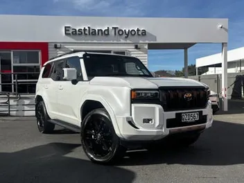 Toyota Land Cruiser Prado 2024 photo 2