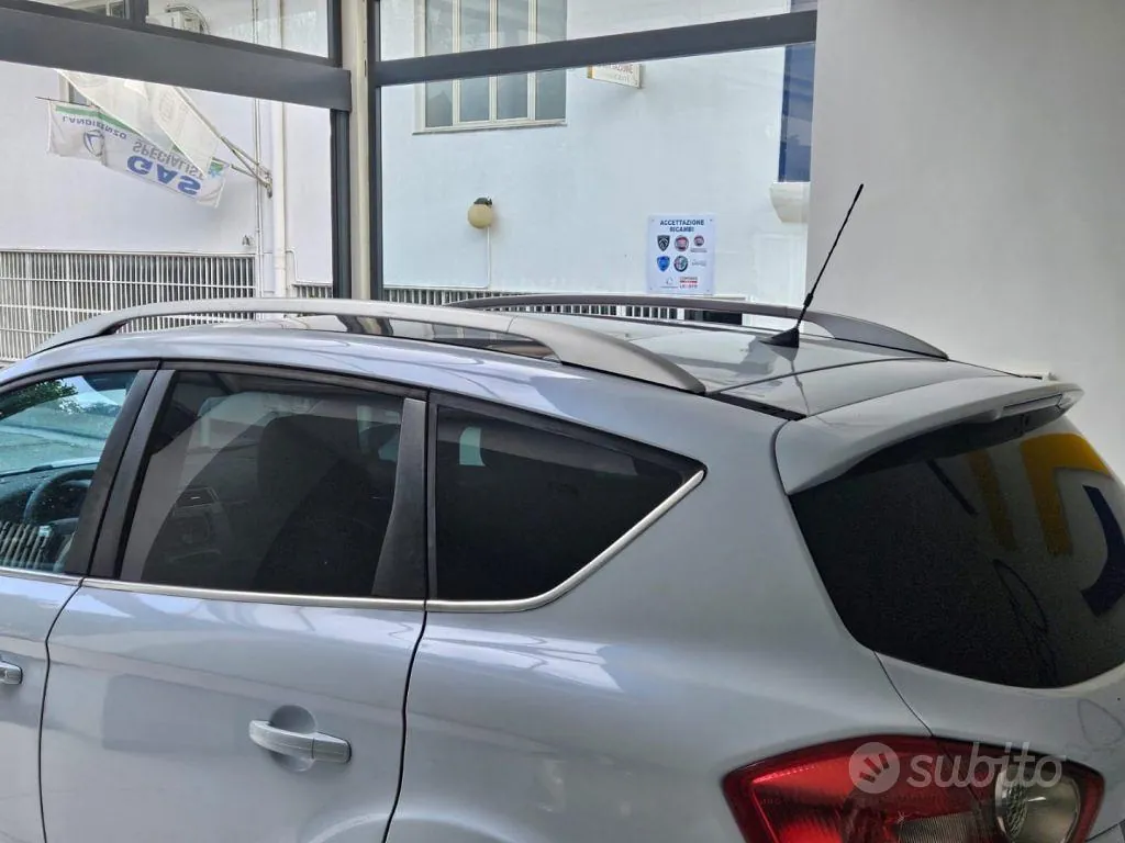 Ford Kuga 2009 photo 3