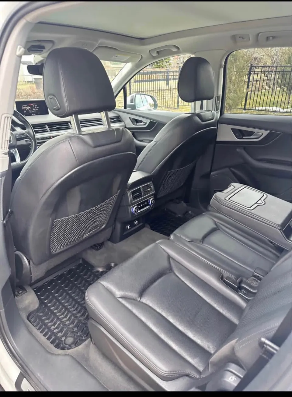 Audi Q7 2018 photo 2