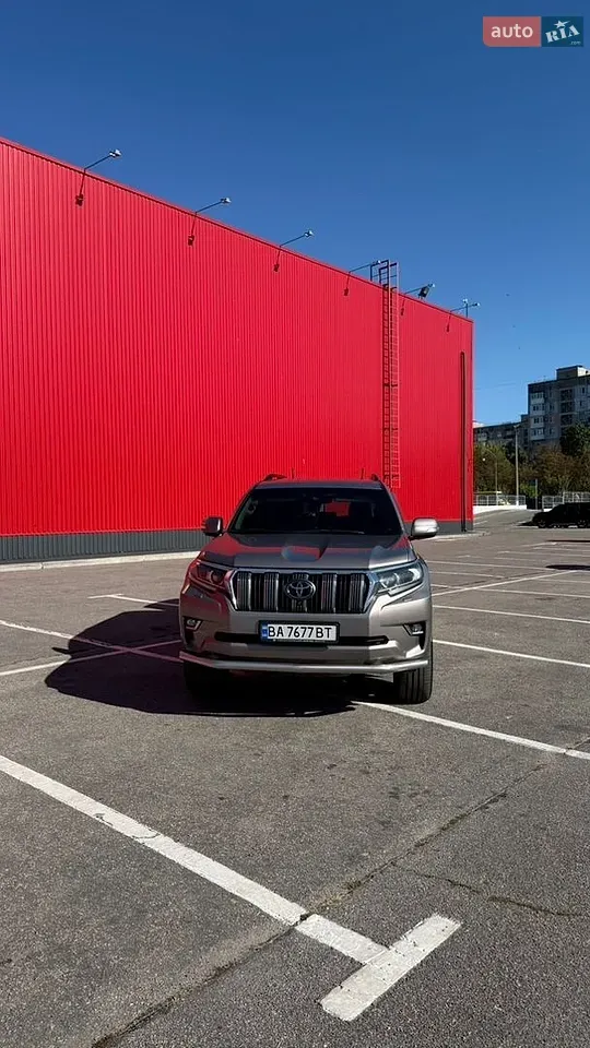 Toyota Land Cruiser Prado 2018 photo 5