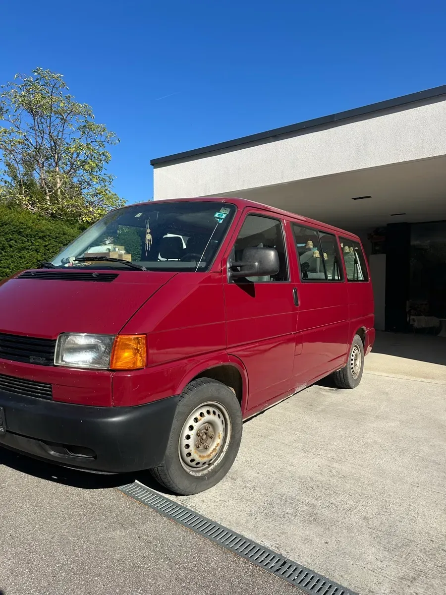 Volkswagen T4 2003 photo 2