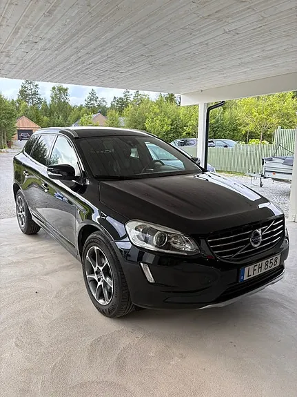 Volvo Xc60 2016 photo 2