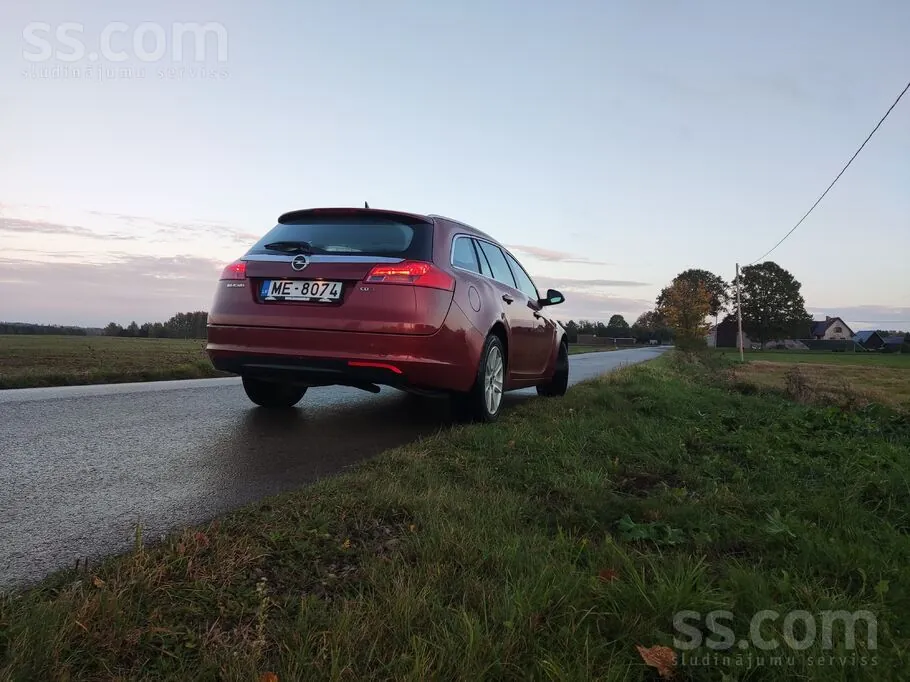 Opel Insignia 2009 photo 2