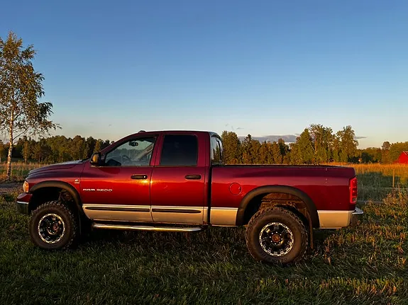 Dodge Ram 3500 2003 photo 5