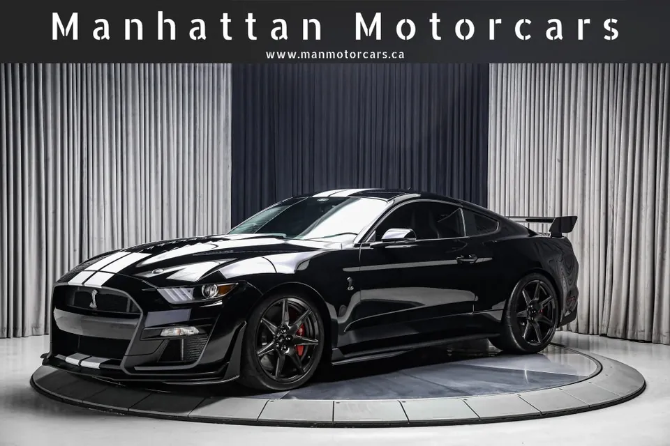 Ford Mustang 2021 photo 2