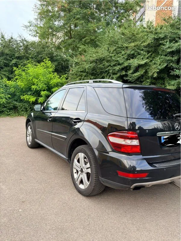 Mercedes-Benz Ml 2010 photo 2
