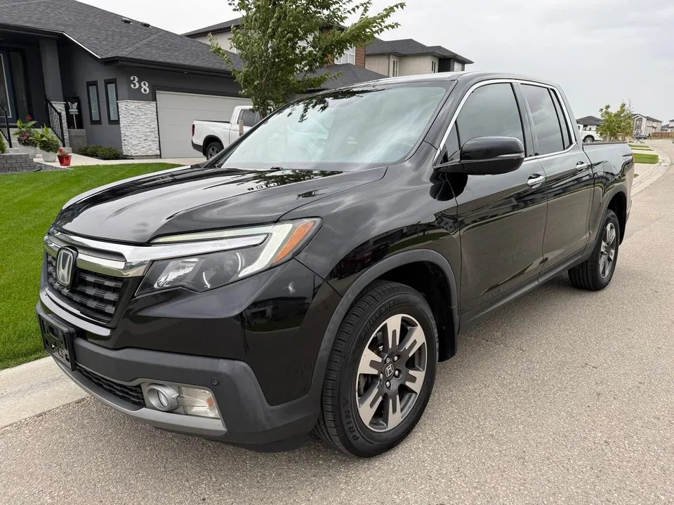 Honda Ridgeline 2019 photo 2