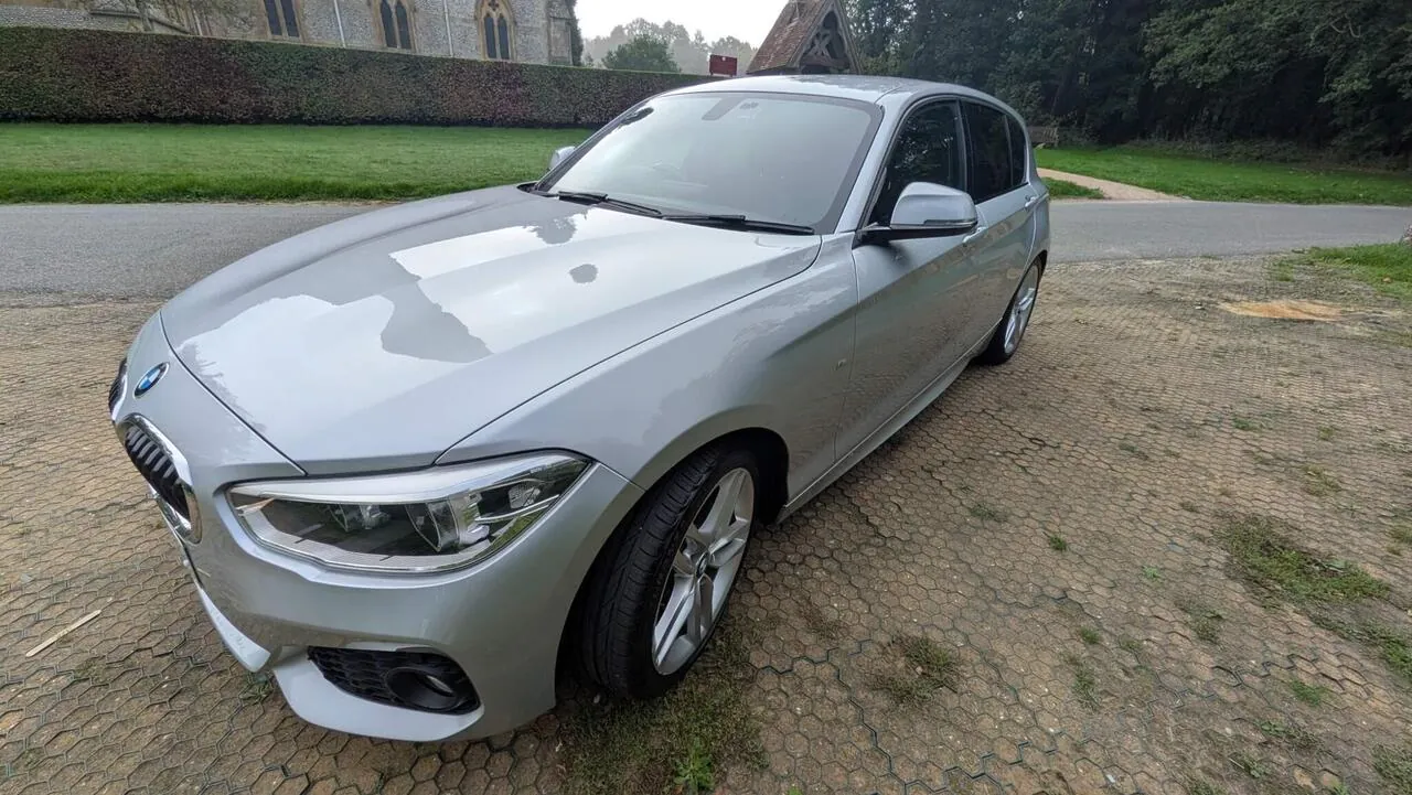 BMW 1 Series 2017 photo 2