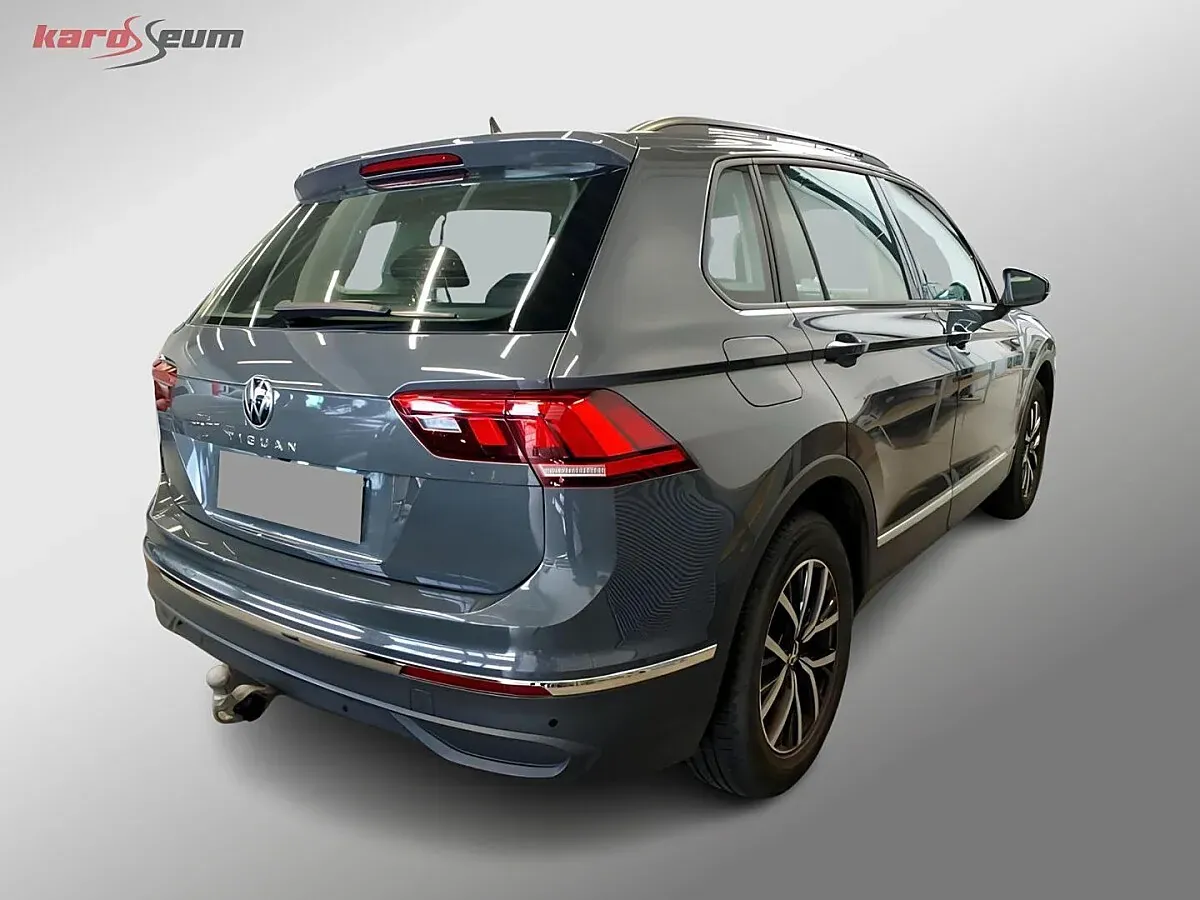 Volkswagen Tiguan 2022 photo 2
