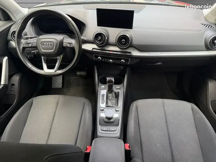 Audi Q2 2021 photo 2