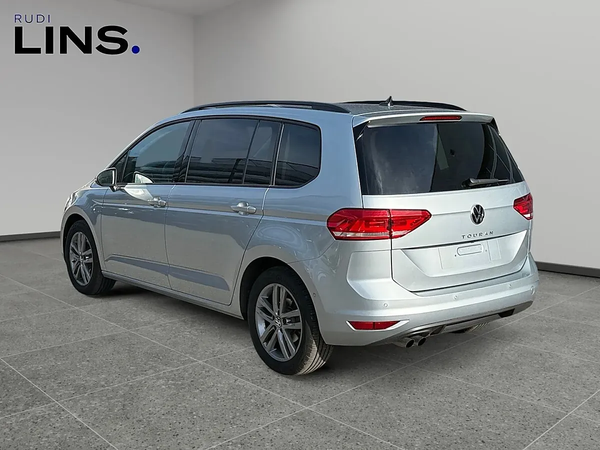 Volkswagen Touran 2026 photo 3
