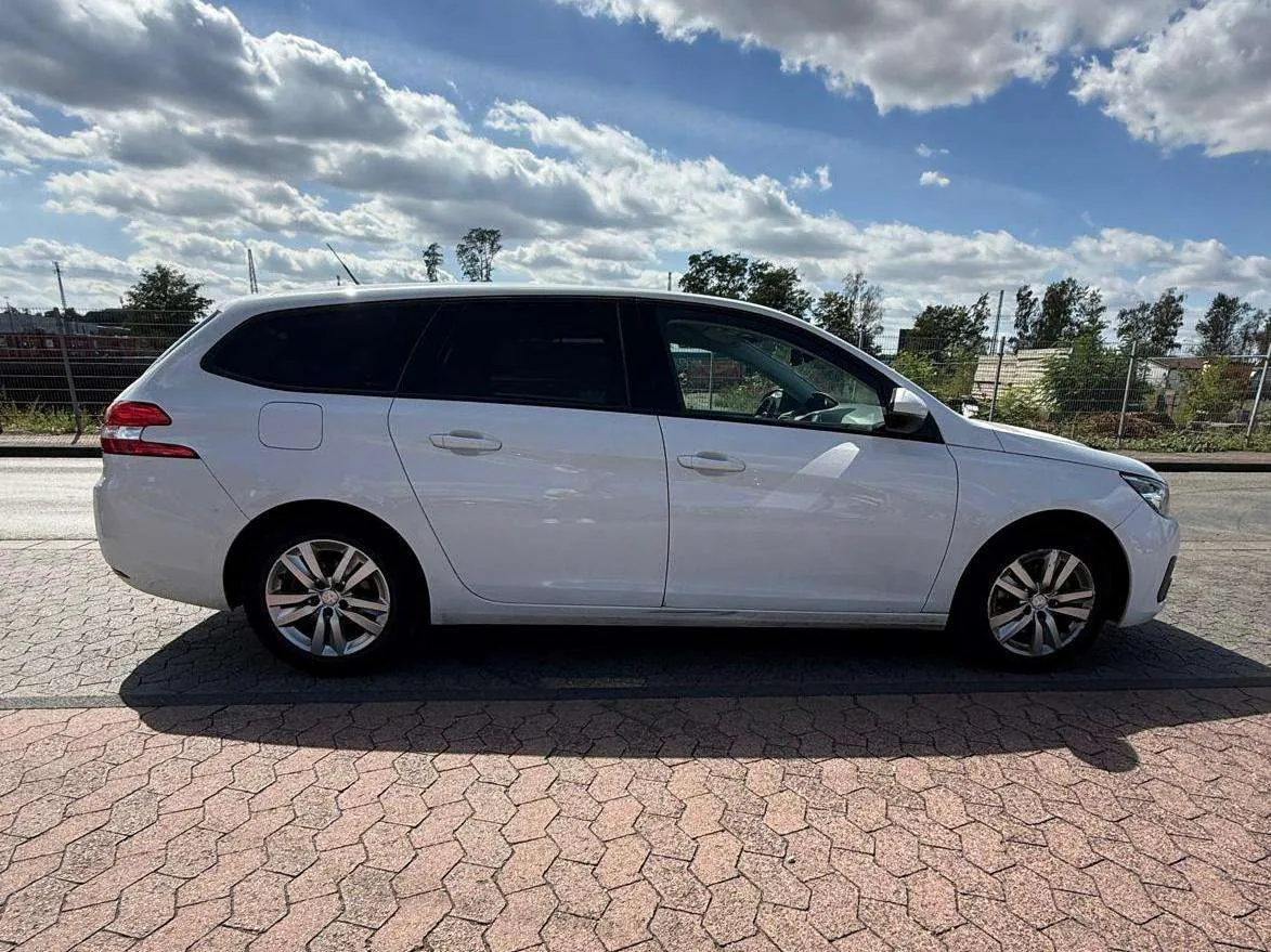 Peugeot 308 2019 photo 5