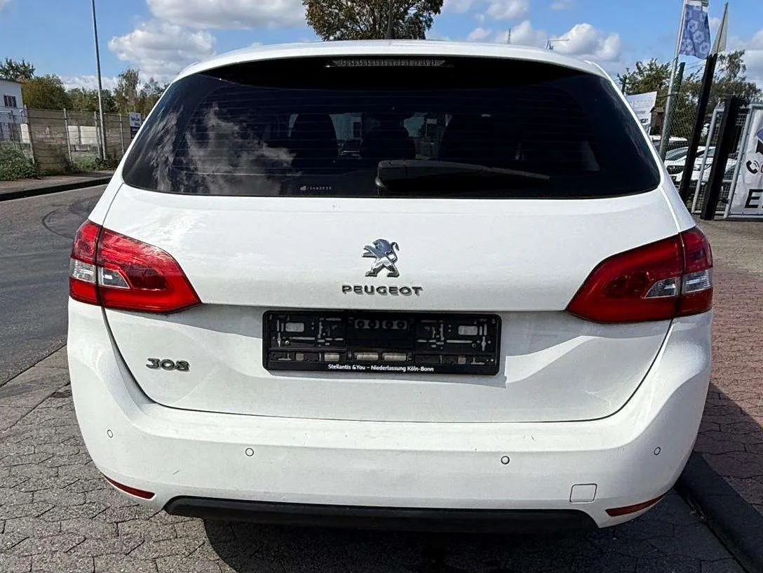 Peugeot 308 2019 photo 3
