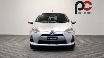 Toyota Aqua 2012 photo 3