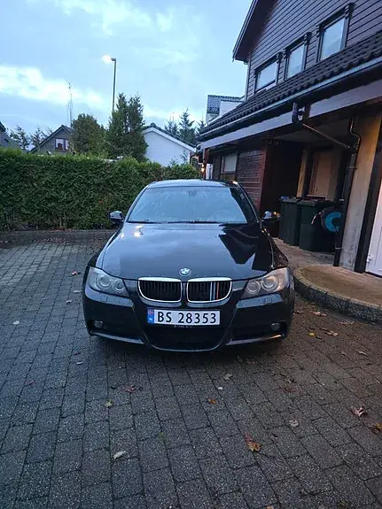 BMW 318I