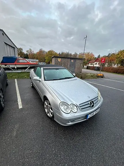 Mercedes-Benz Clk 320 2004 photo 2