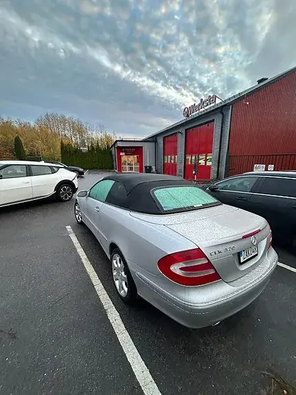 Mercedes-Benz Clk 320 2004 photo 4