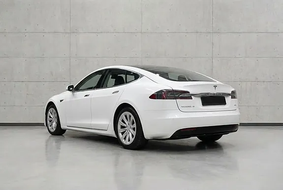 Tesla Model S 2017 photo 4