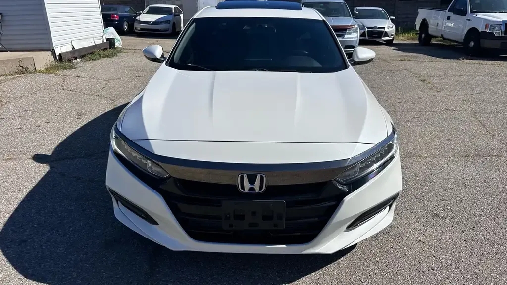 Honda Accord 2018 photo 3