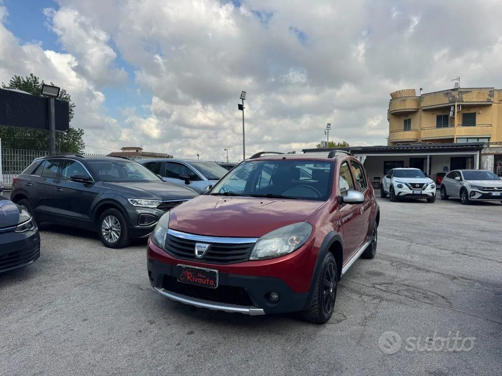 Dacia Sandero 2010 photo 2