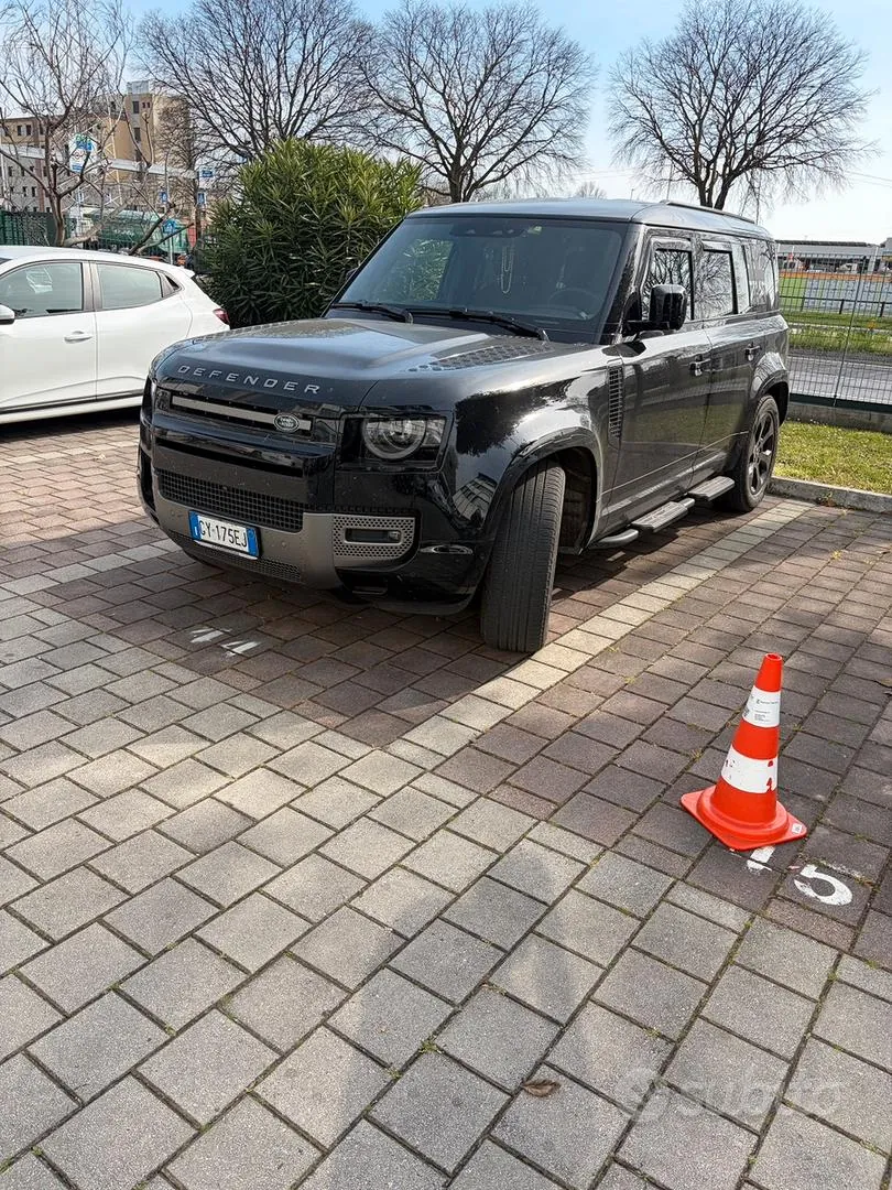 Land Rover Defender 2025 photo 3