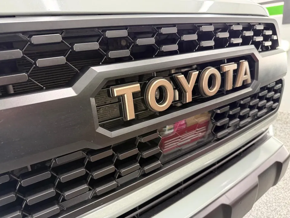 Toyota Tacoma 2022 photo 2